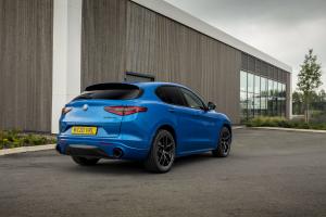 Alfa Romeo Stelvio Veloce 2020 года  (UK)